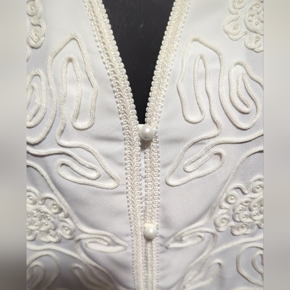 VTG Ship ' N Shore Woman White Embellished Blouse Short Sleeve Button Sz… - Picture 5 of 15